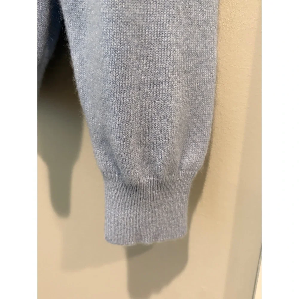 Kirkland Signature Mens Light Blue 100% 2-Ply Cashmere V-Neck Sweater Size Small